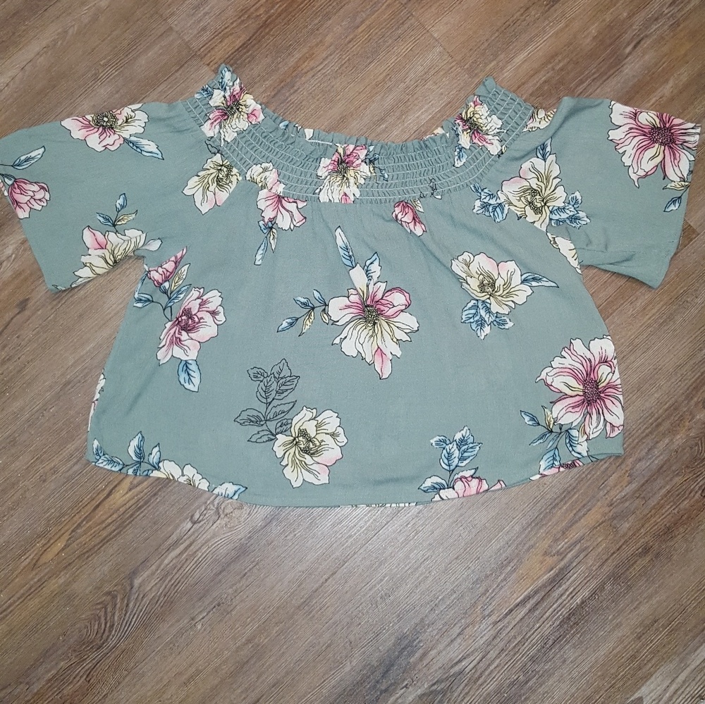 Floral crop top